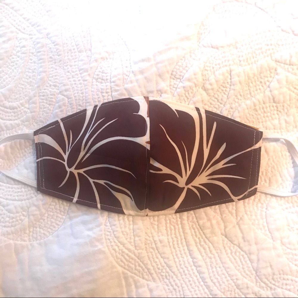 Made in Hawaii Full coverage Large face mask😷 - Picture 4 of 6